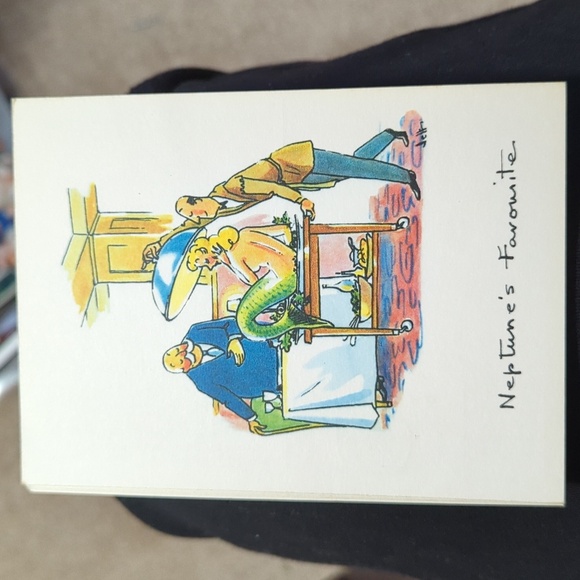 Set of 7 Vintage Postcards - Picture 2 of 10